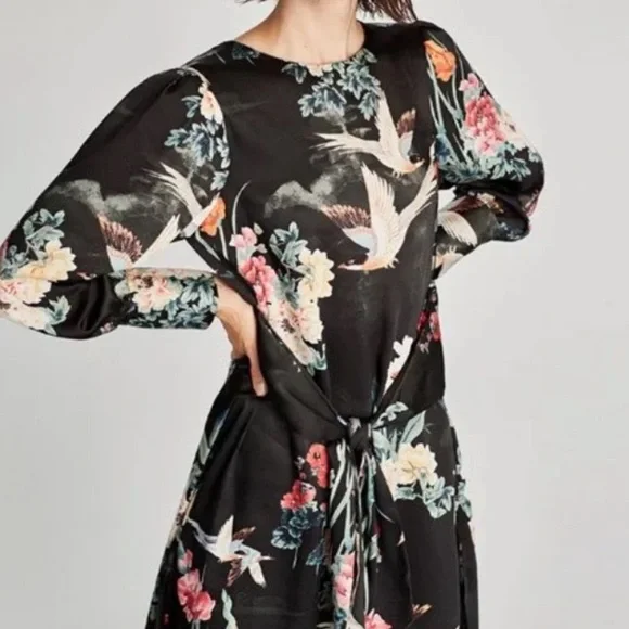 NWT ZARA MIDI BIRD DRESS WITH TIED WAIST. SIZE XS. - Picture 3 of 16